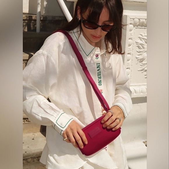 DAGNE DOVER Mara Neoprene Phone Sling X Sephora Limited Edition. Merlot. NWT - Picture 1 of 6